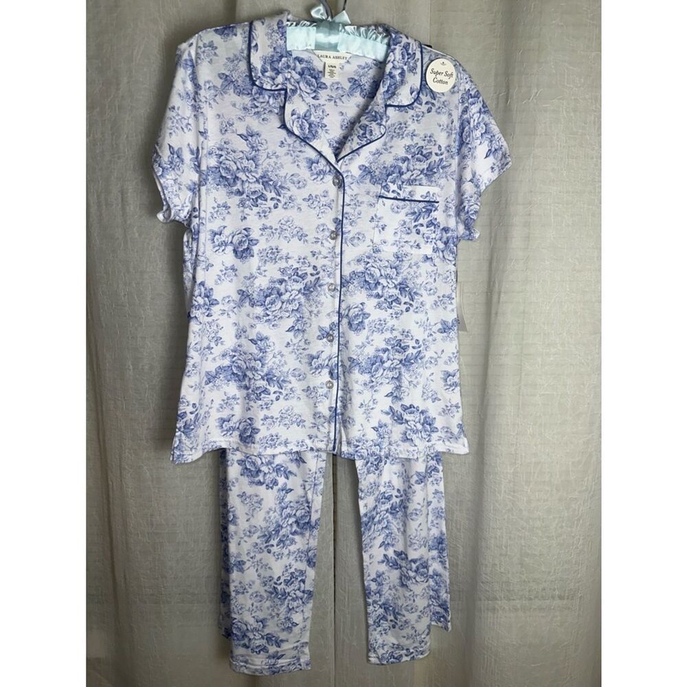 LA L White Blue Floral Notch Collar Comfortable Short Sleeve & Pant 2 pc PJ Set